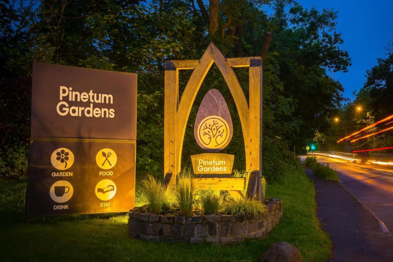 圣奥斯特尔 Pinetum Gardens Retreats酒店 外观 照片